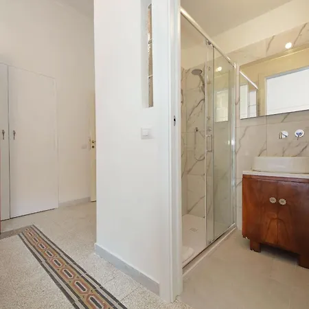 Carlo Felice דירה רומא