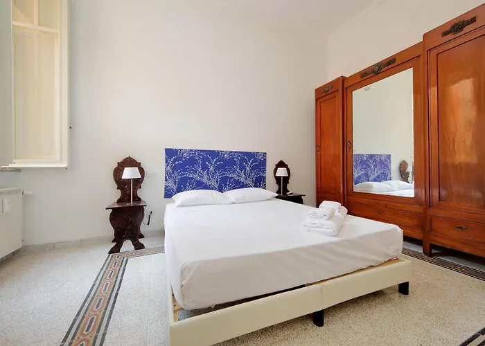 Carlo Felice Apartment *