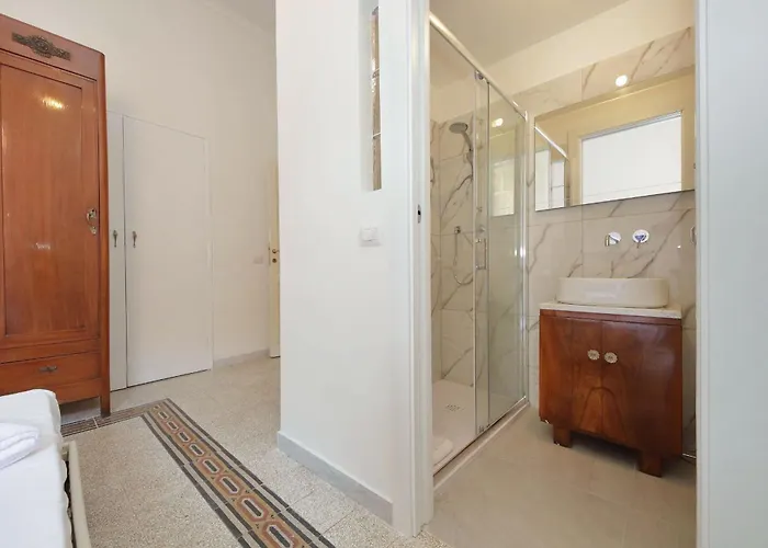 Carlo Felice Apartment Rom